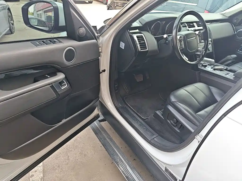 Land Rover Discovery — миниатюра 16