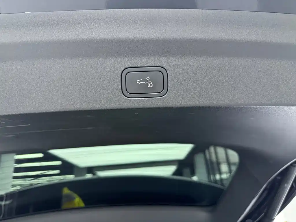 Li Auto Li L6 — миниатюра 12