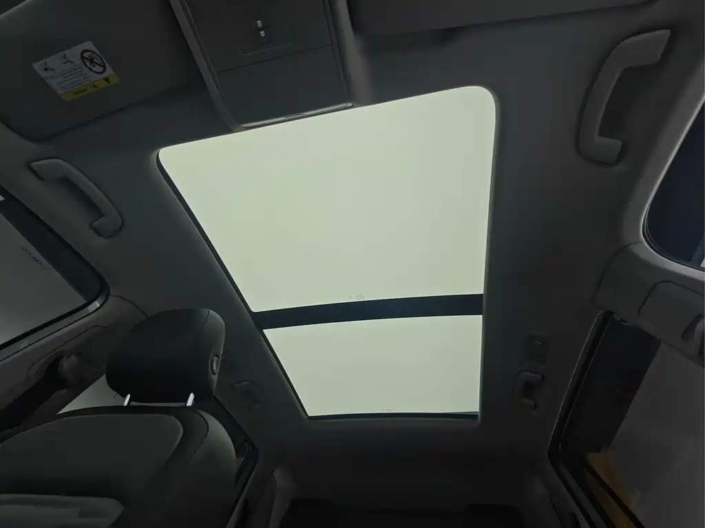 Volkswagen Tiguan L — миниатюра 10