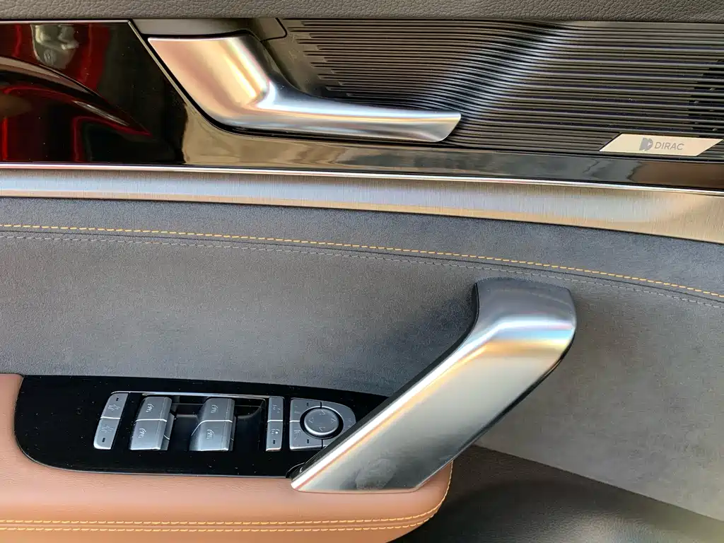 BYD Tang New Energy — миниатюра 22
