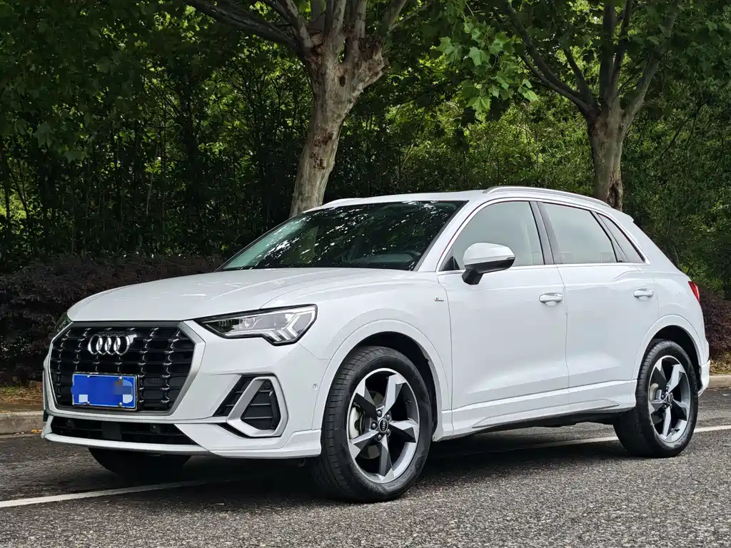 Audi Q3 2021