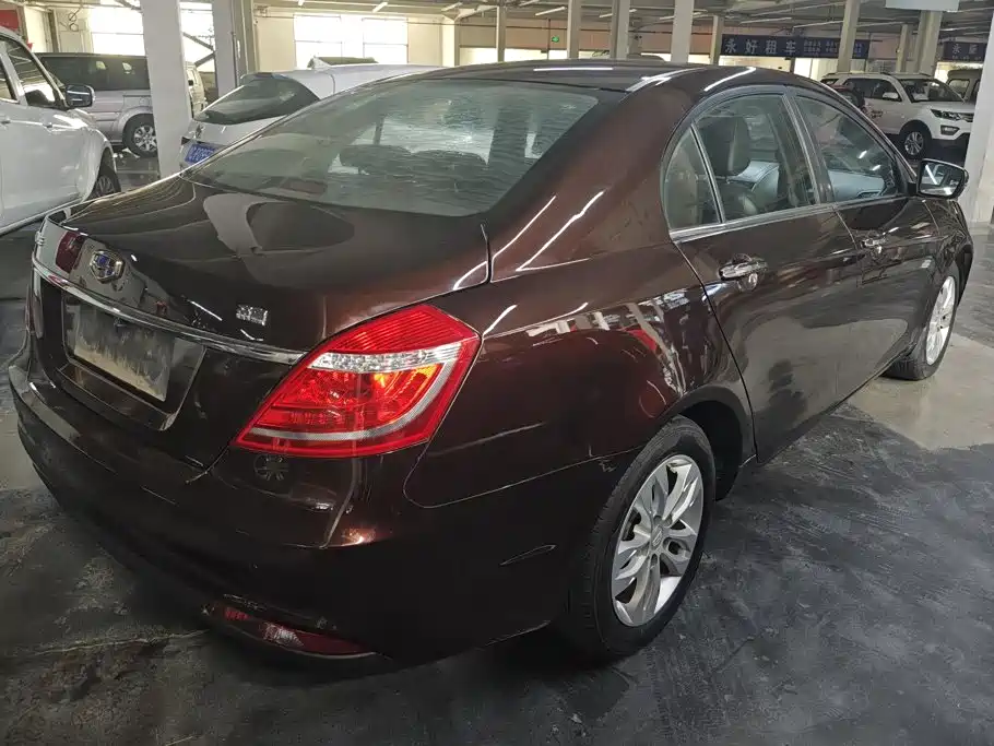 Geely Emgrand — миниатюра 3
