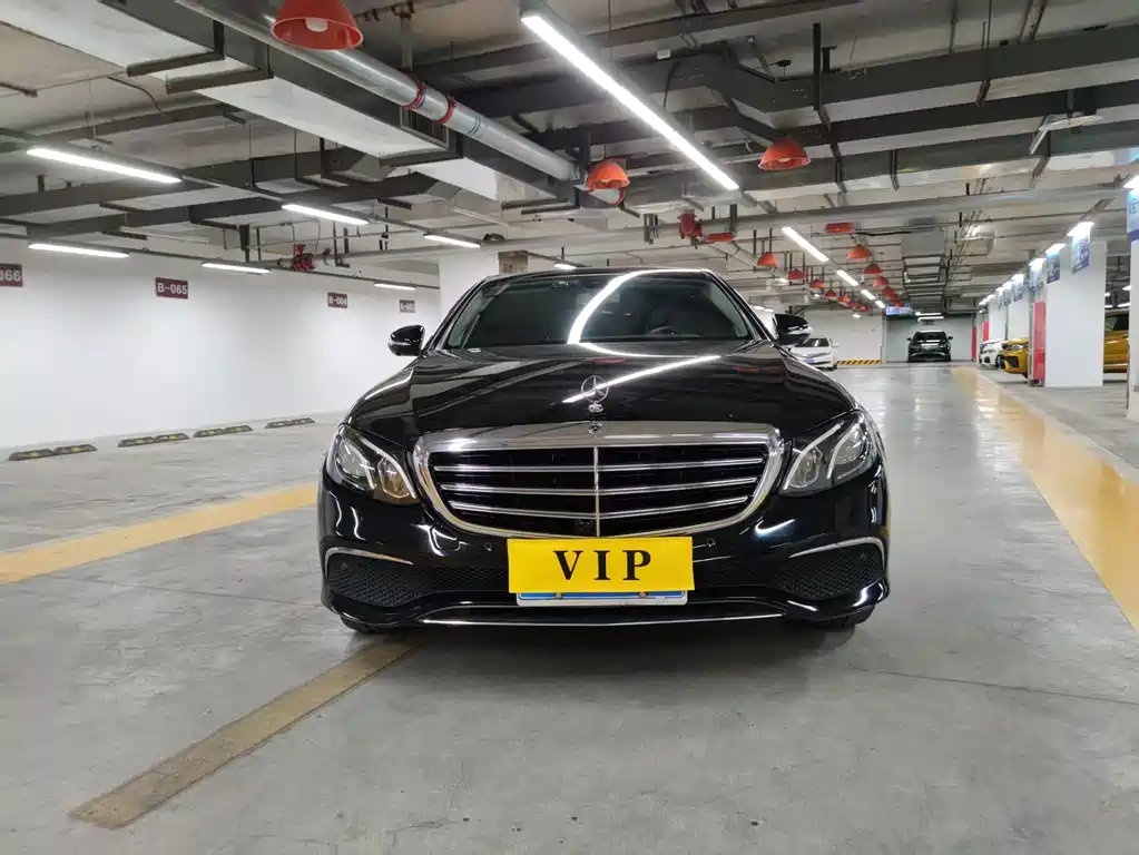 Mercedes-Benz E-Class — миниатюра 2
