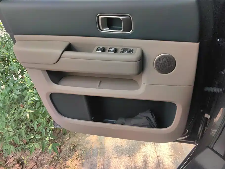 Li Auto MEGA 2025 Home