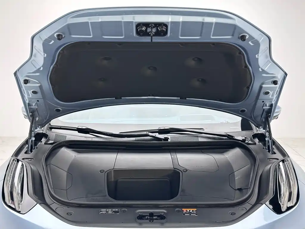 ZEEKR EXTREME KRYPTON 001