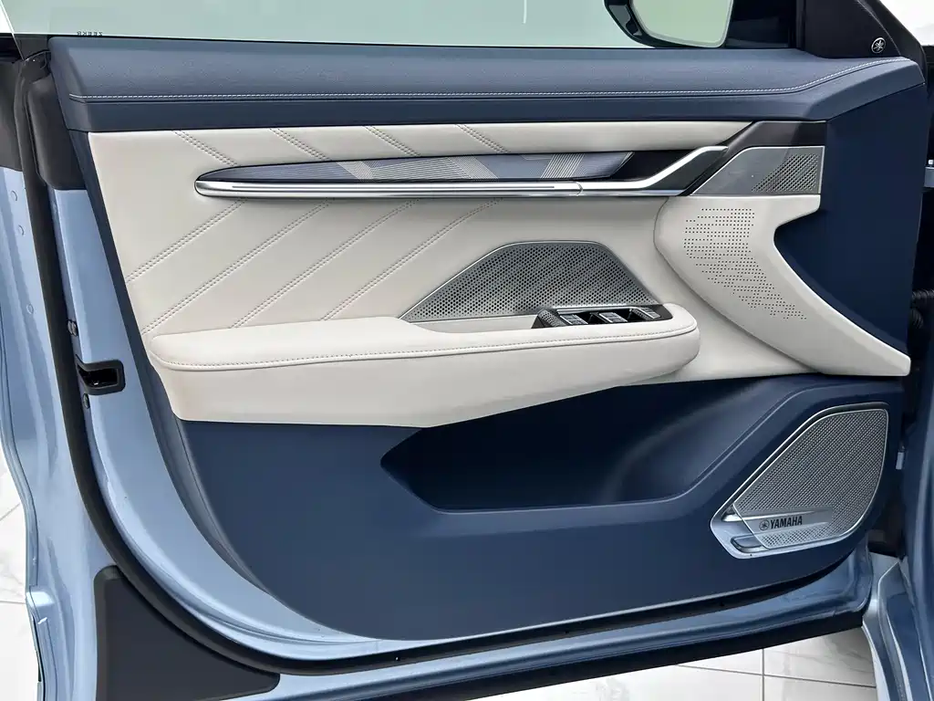 ZEEKR EXTREME KRYPTON 001