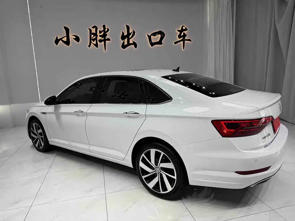 Volkswagen Sagitar 2021 280TSI DSG