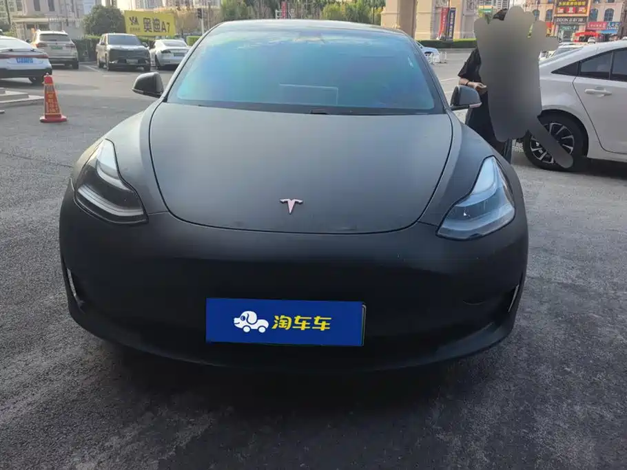 Tesla Model 3 — миниатюра 2