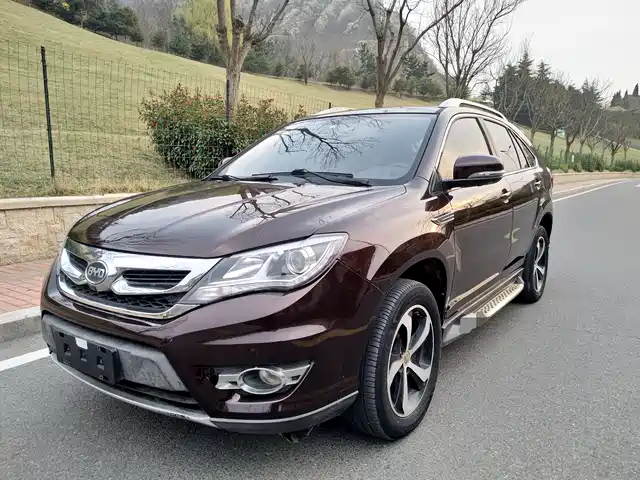2017 BYD S7