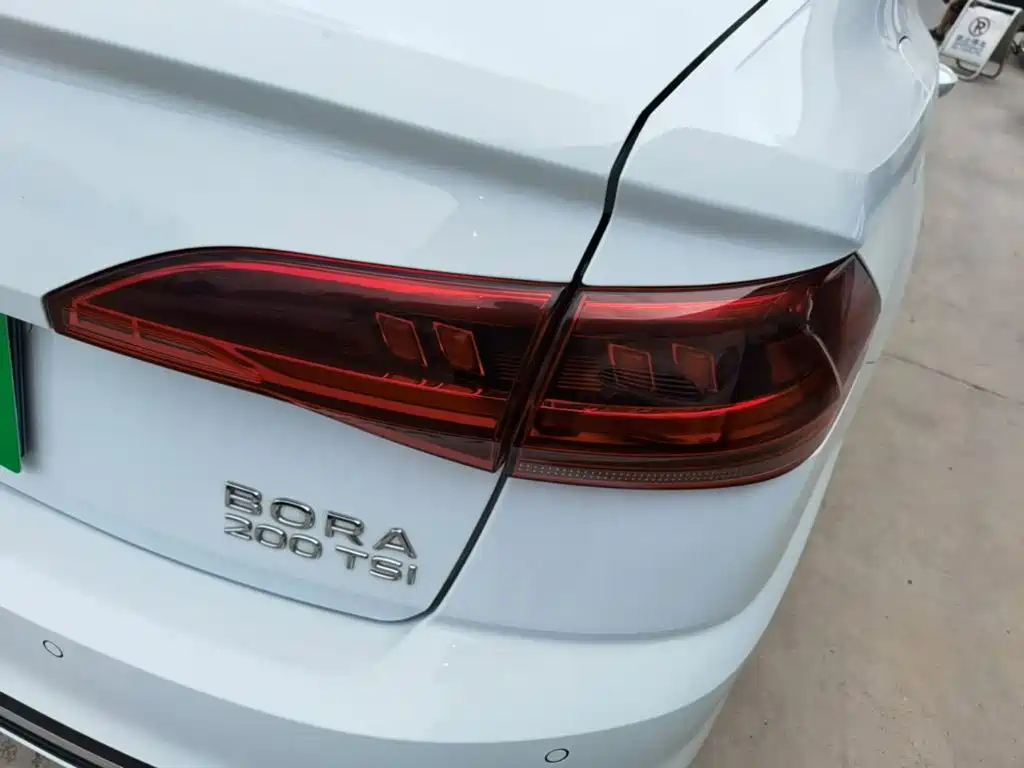 Volkswagen Bora 2023 200TSI DSG