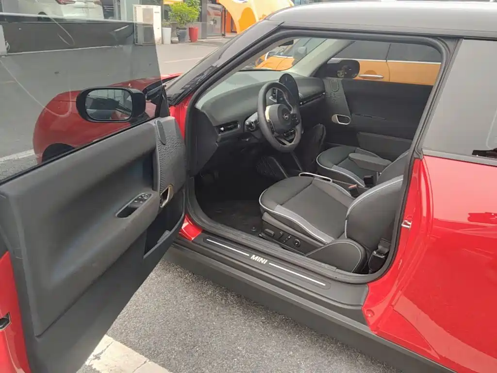 MINI MINI COOPER EV — миниатюра 16