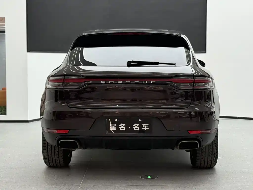 Porsche Macan — миниатюра 7