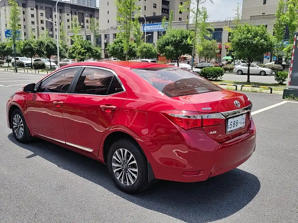 Toyota Corolla — миниатюра 8