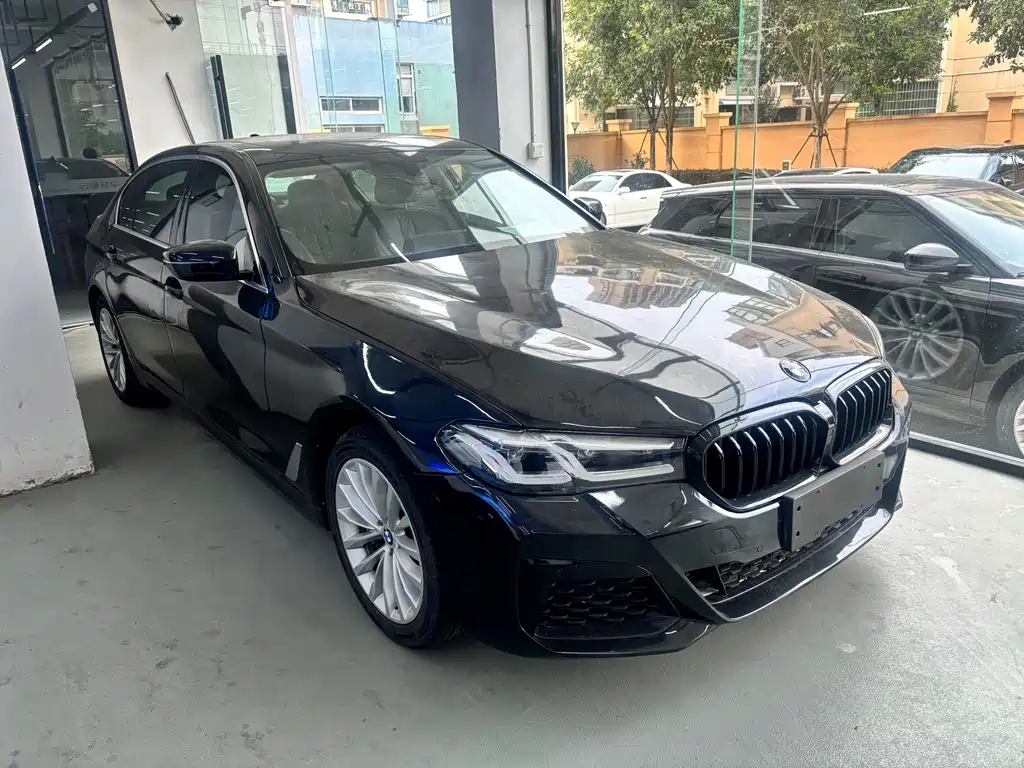 2020 BMW 5er - zdjęcie 1 z 26