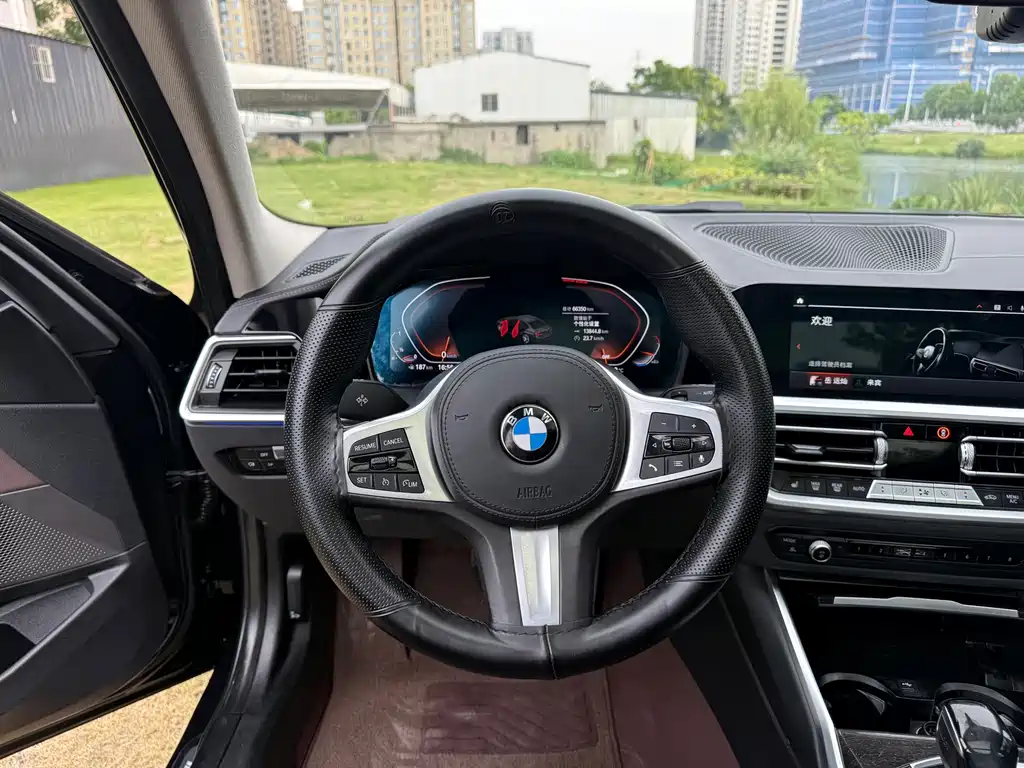 BMW 3 Series — миниатюра 10