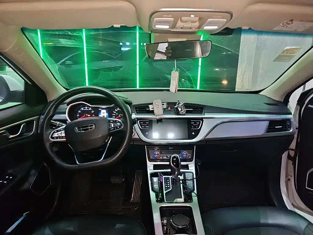 Geely Emgrand GL — миниатюра 14