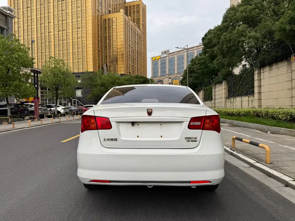 Roewe 350 2015 1.5L MT Luxury
