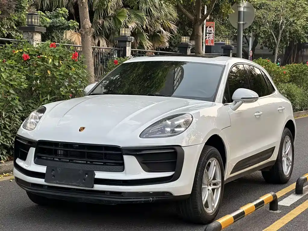 Porsche Macan 2022