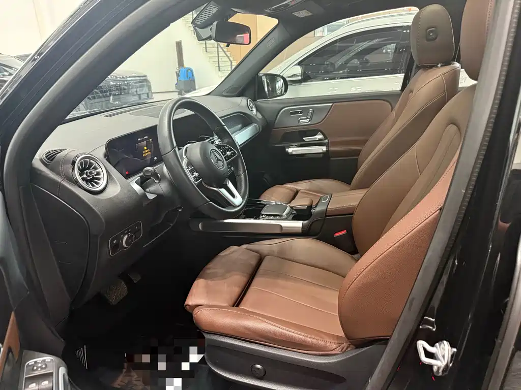 Mercedes-Benz GLB — миниатюра 4