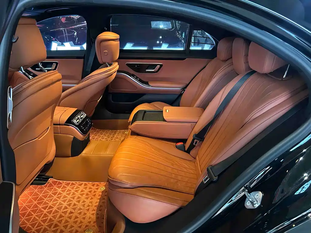 Mercedes-Benz S-Class — миниатюра 8