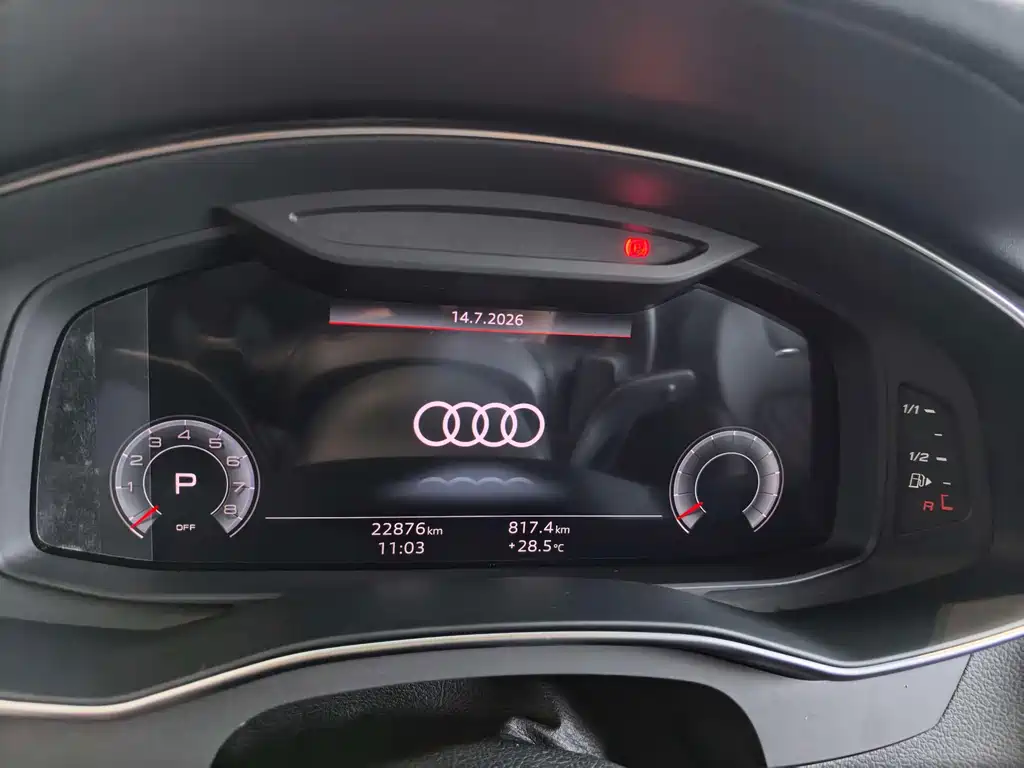Audi A6L 2025 45 TFSI