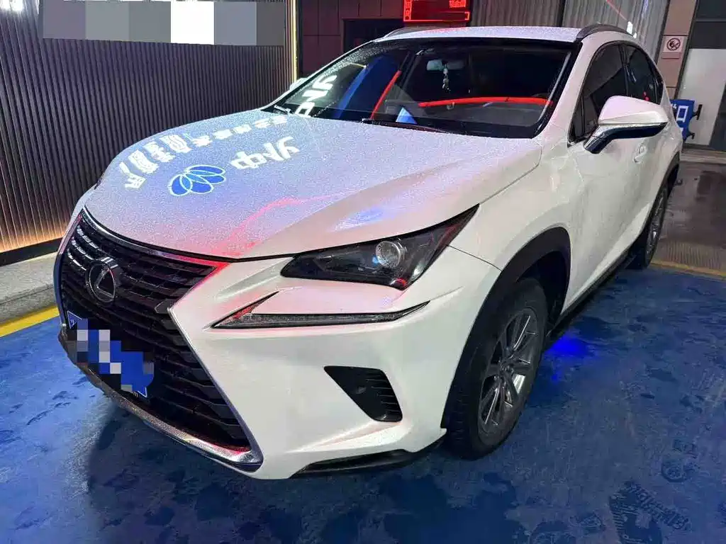 Lexus NX 2019