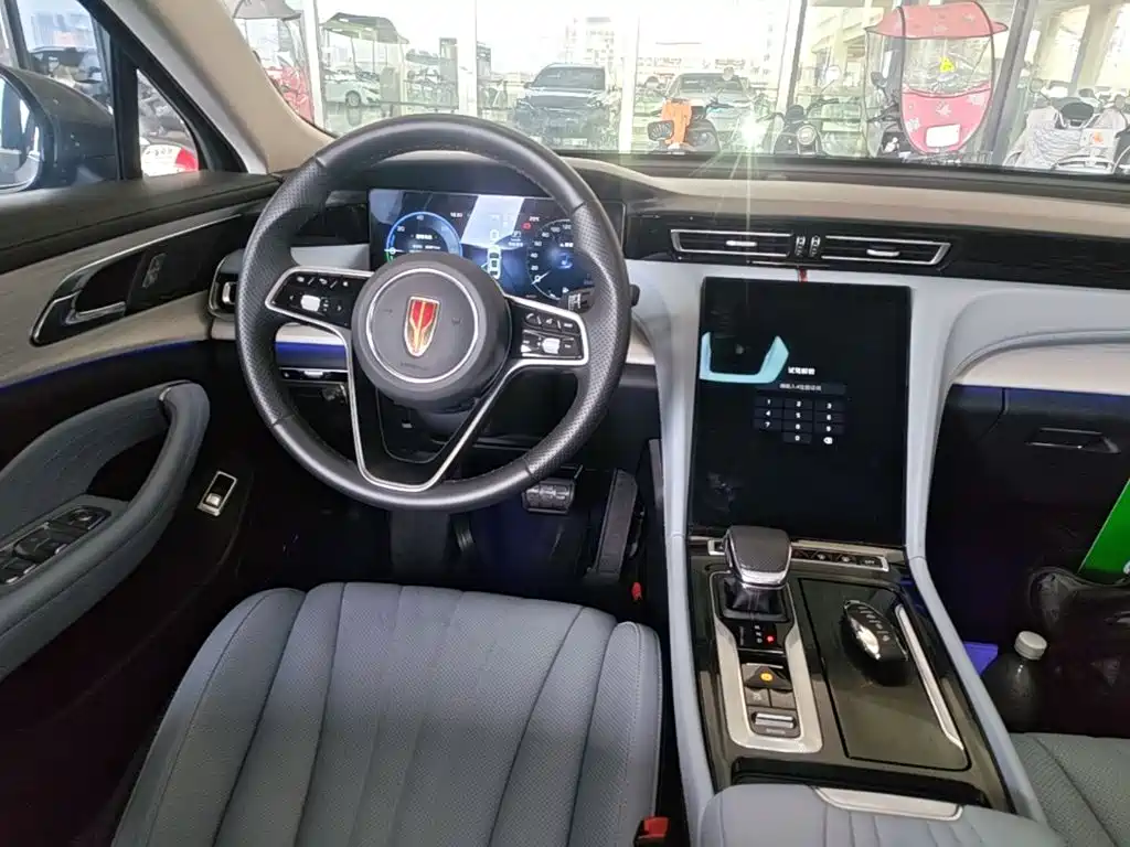Hongqi Hongqi H5 PHEV — миниатюра 13