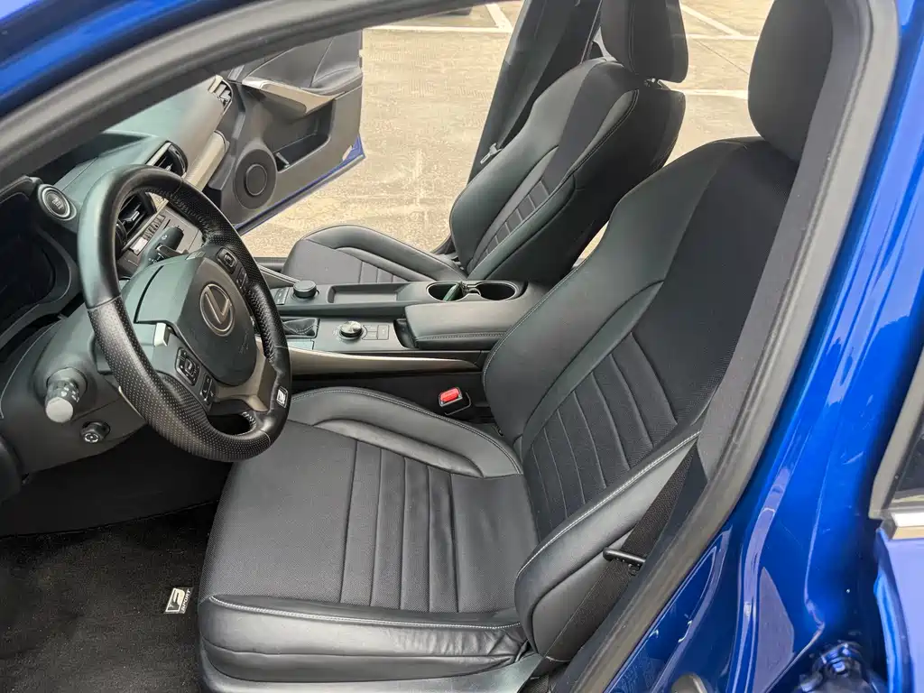 Lexus IS — миниатюра 16