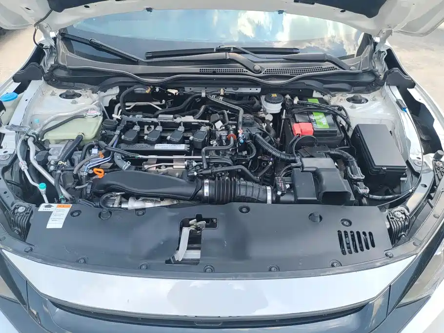 Honda Civic — миниатюра 10