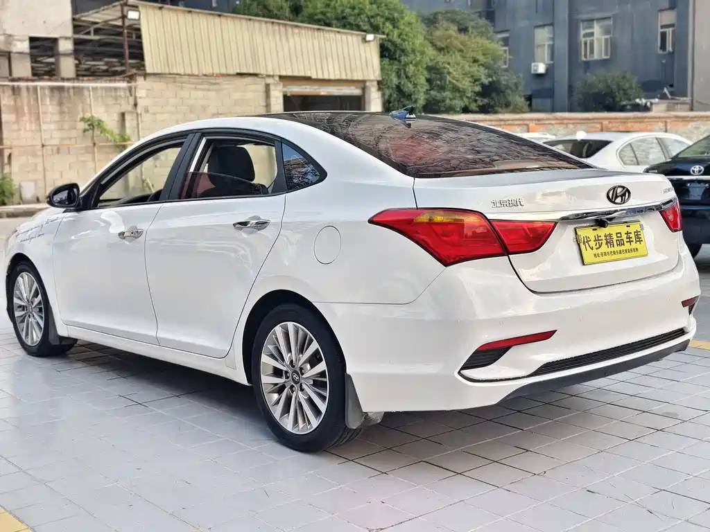 Hyundai Mistra — миниатюра 19