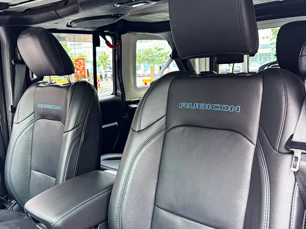 Jeep Wrangler PHEV — миниатюра 11