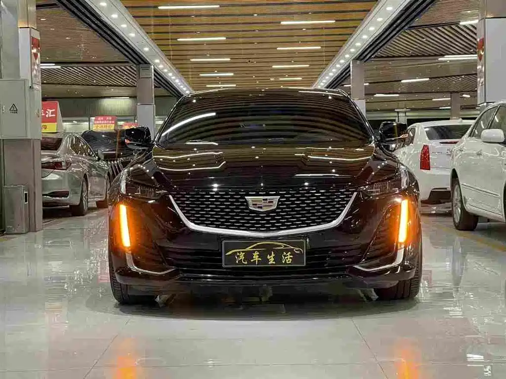 Cadillac CT5 — миниатюра 2