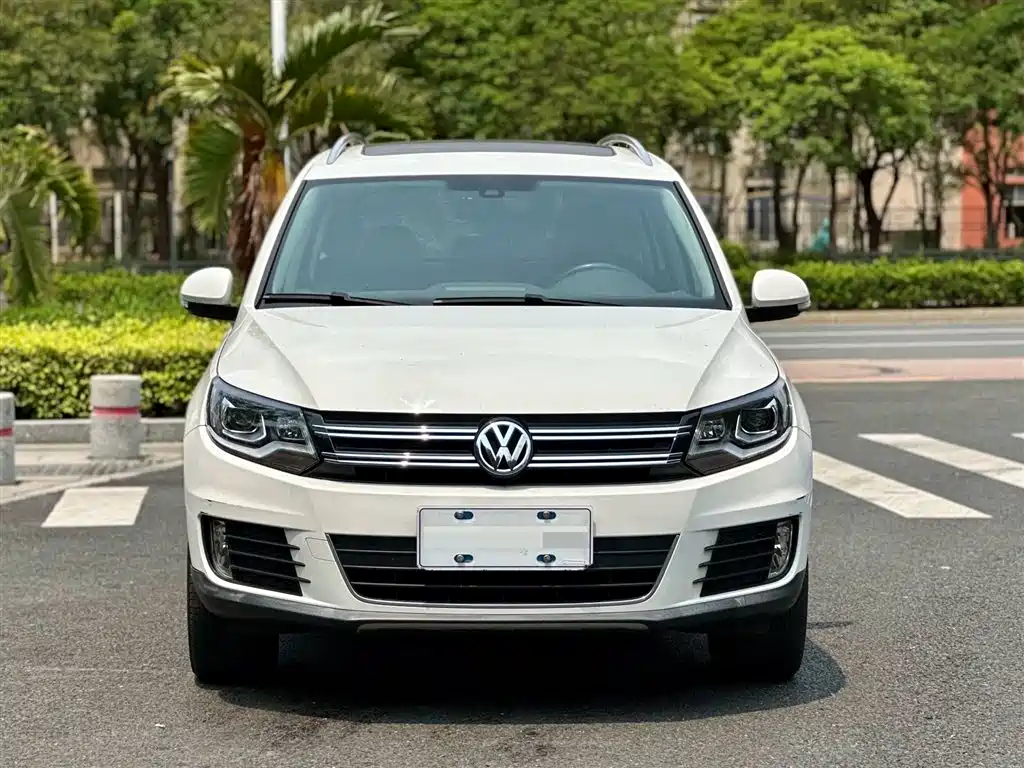 Volkswagen Tiguan 2015 1.8TSI AT Luxury