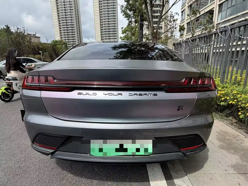 BYD Han — миниатюра 8