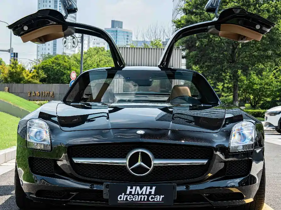 Mercedes-Benz SLS AMG — миниатюра 2