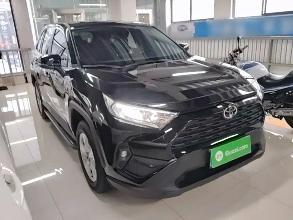 Toyota RAV4 2024 2.0L CVT