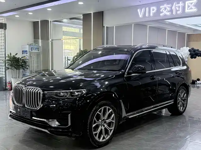 BMW X 7 2020 x Drive 40i M — фото 1