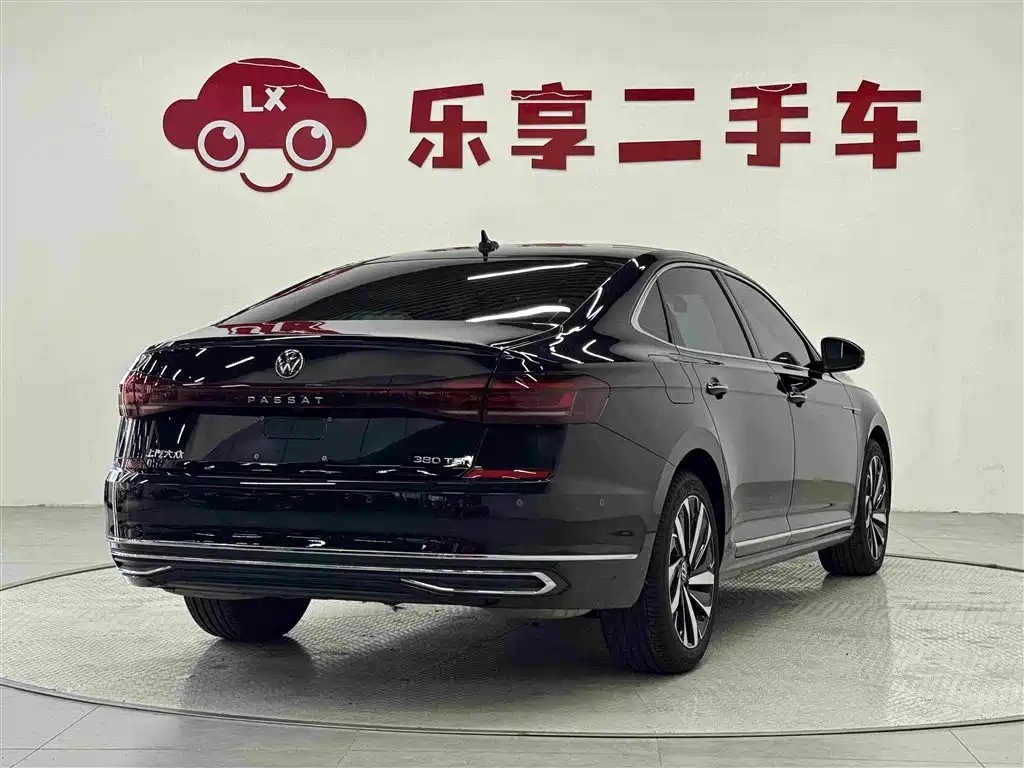 Volkswagen Passat 2022 380TSI Flagship