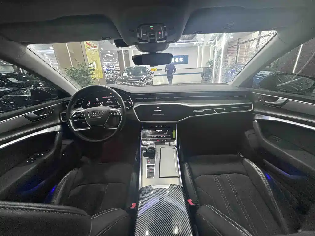 Audi A7L 2024 45TFSI S-line