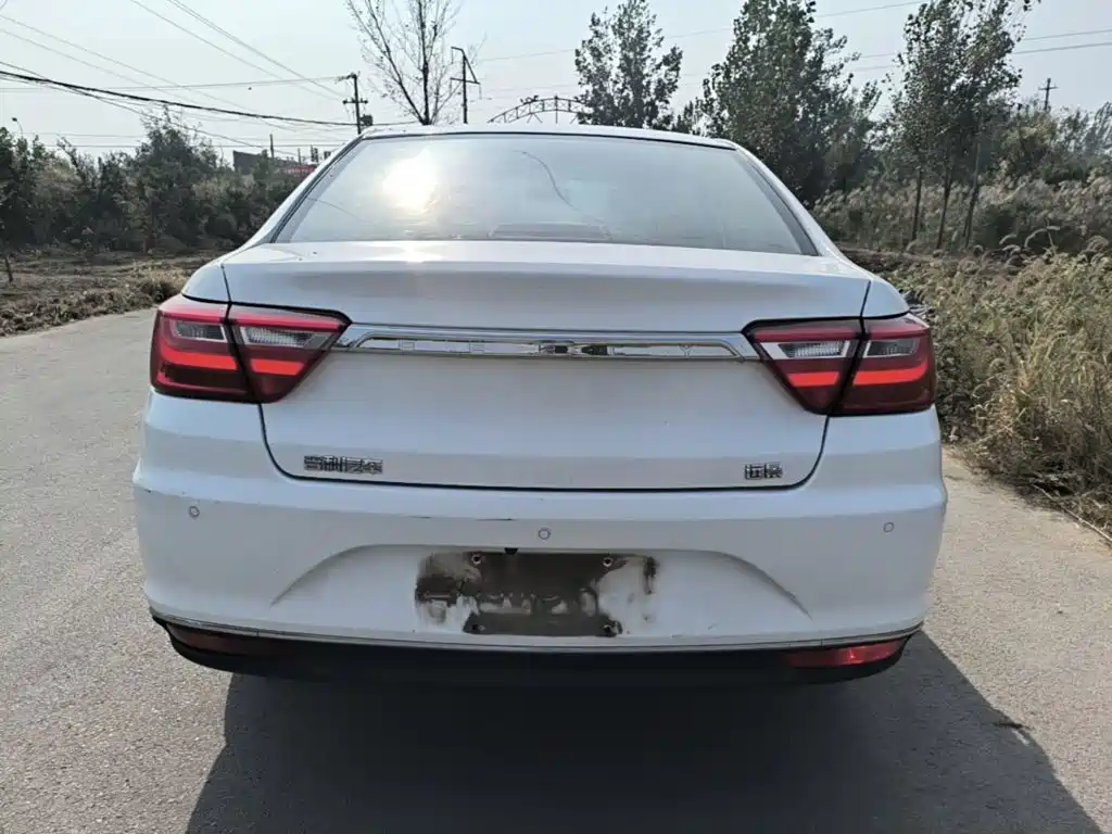 Geely Vision — миниатюра 6