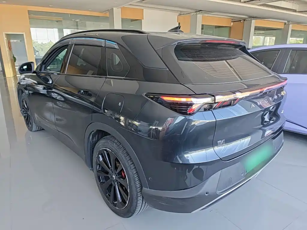 ARCFOX Alpha T5 — миниатюра 5