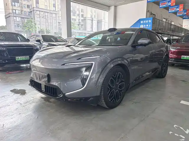 2025 Avatr 07