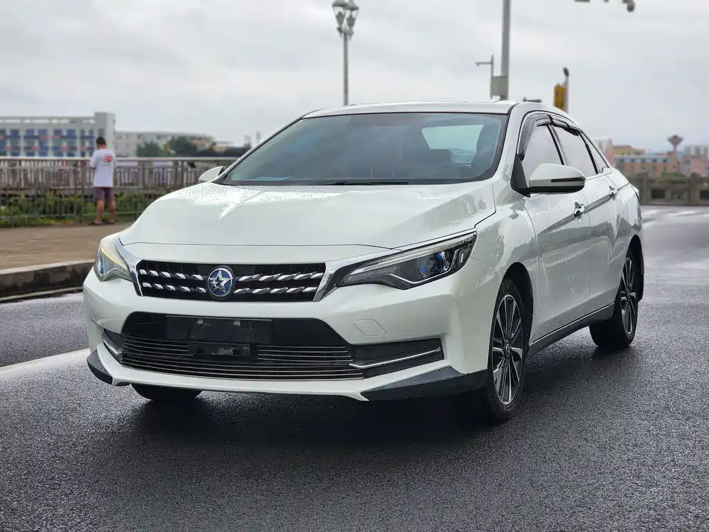 Venucia D60 2018