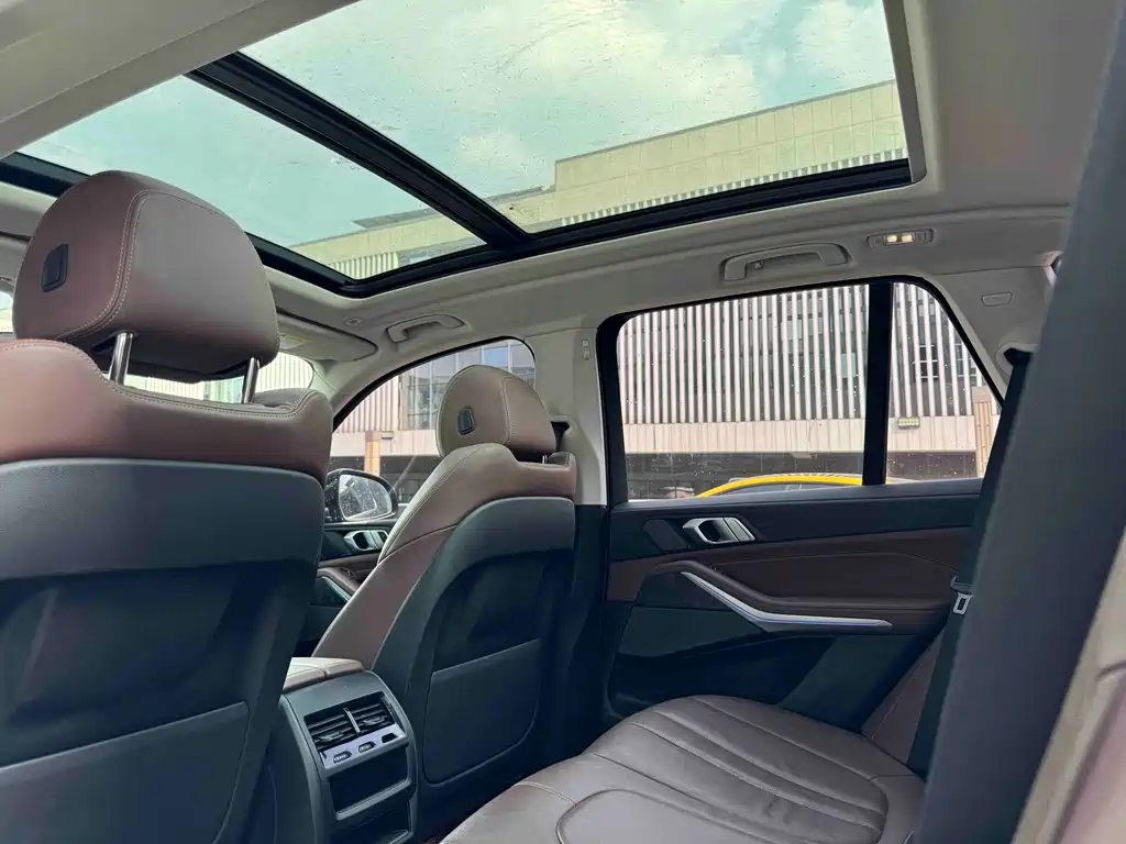 BMW X5 (Import) — миниатюра 8