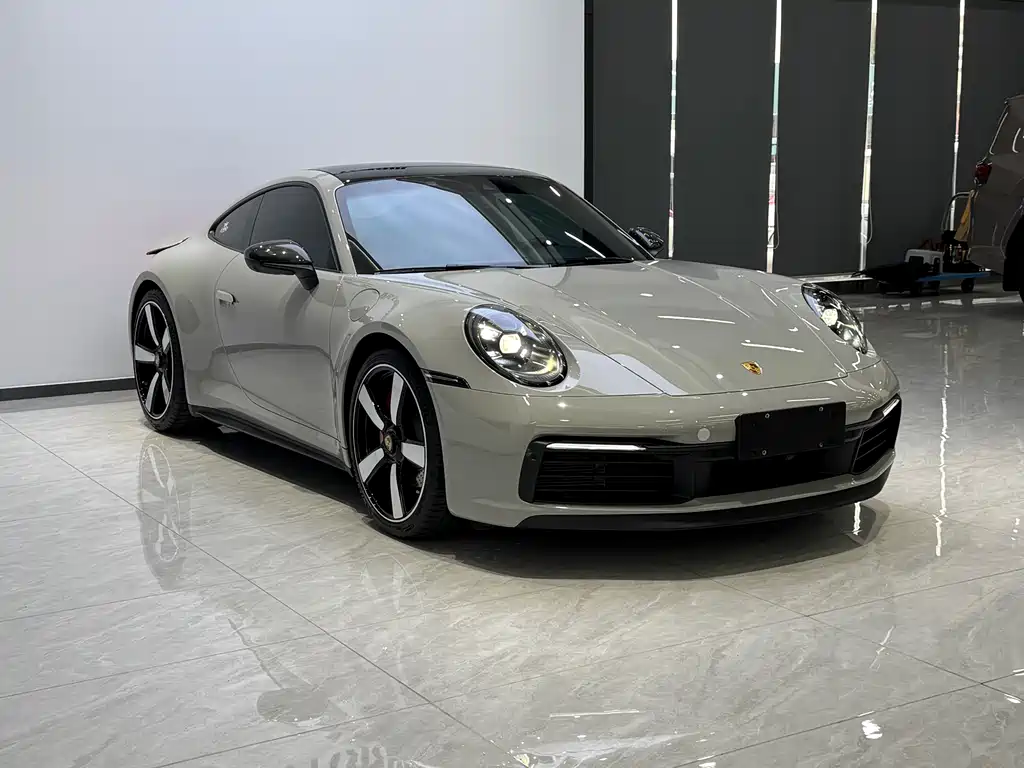 Porsche 911 2023 Carrera 3.0T