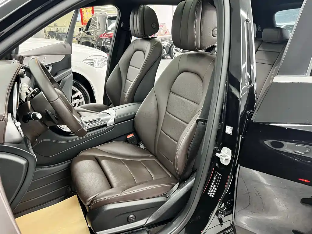 Mercedes-Benz GLC — миниатюра 14