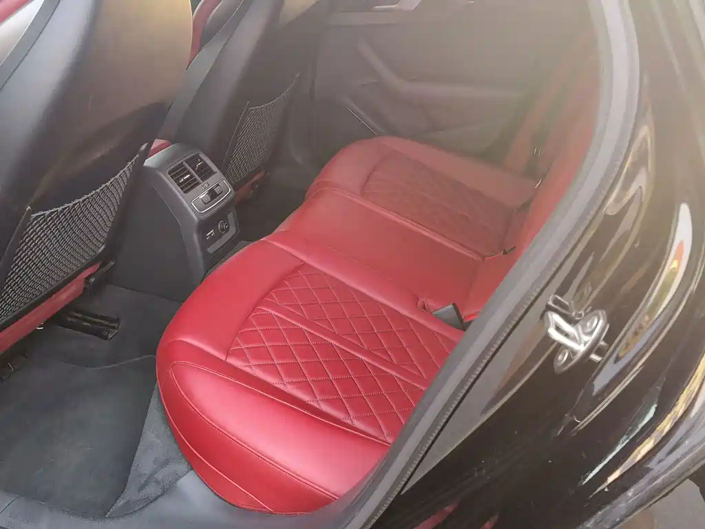 Audi S4 — миниатюра 6