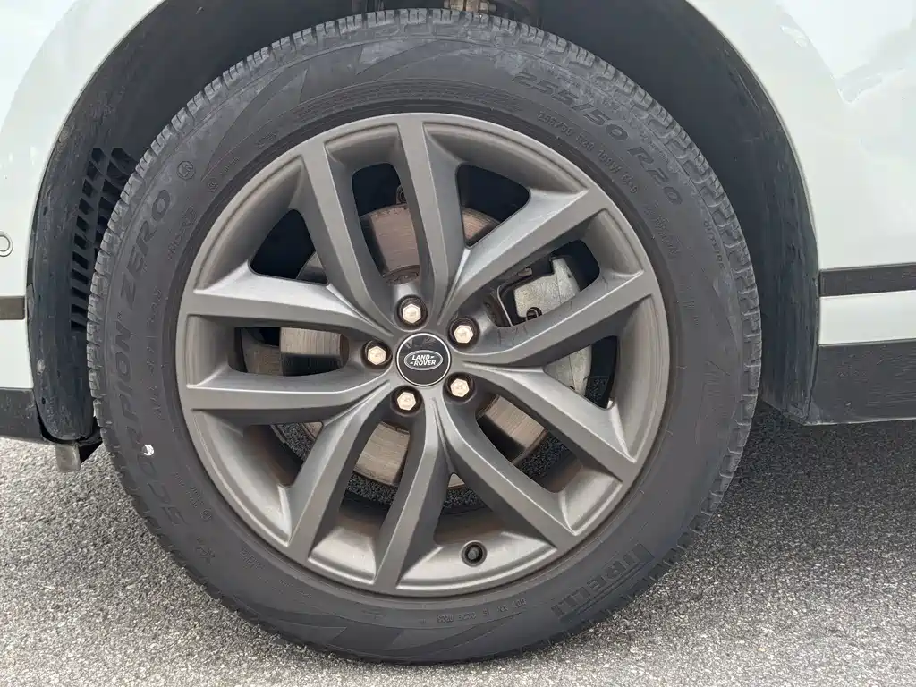 Land Rover Velar — миниатюра 10
