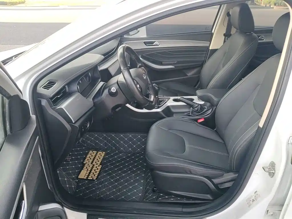 Chery Arrizo 5 — миниатюра 15