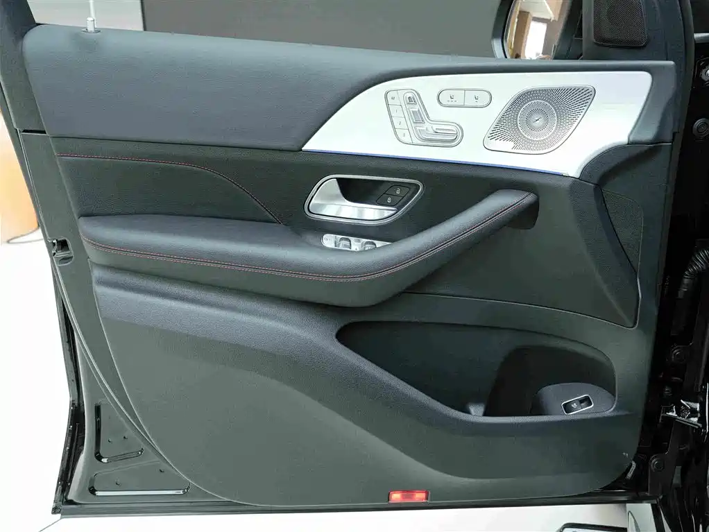 Mercedes-Benz GLE AMG — миниатюра 14